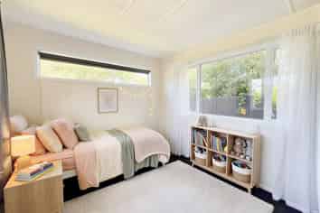 6 Travis Road, Burwood