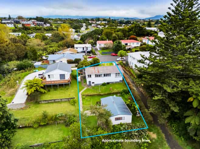 13 Wiremu Place, Blagdon