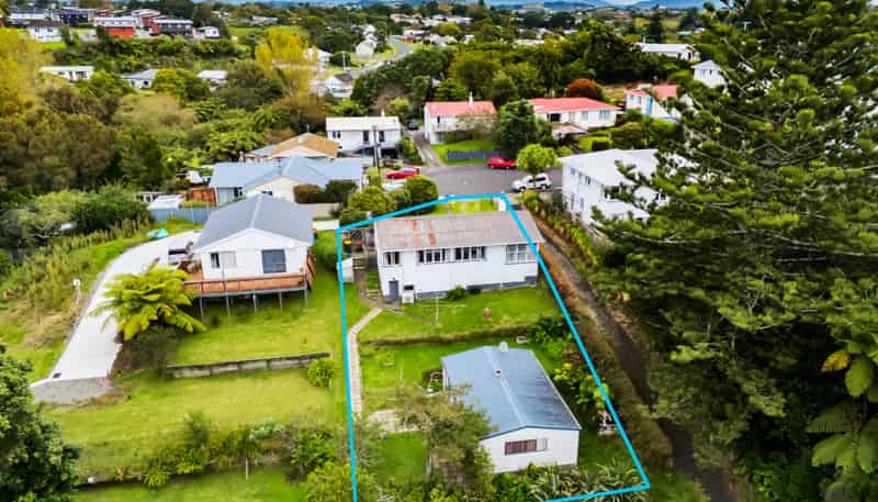 13 Wiremu Place, Blagdon