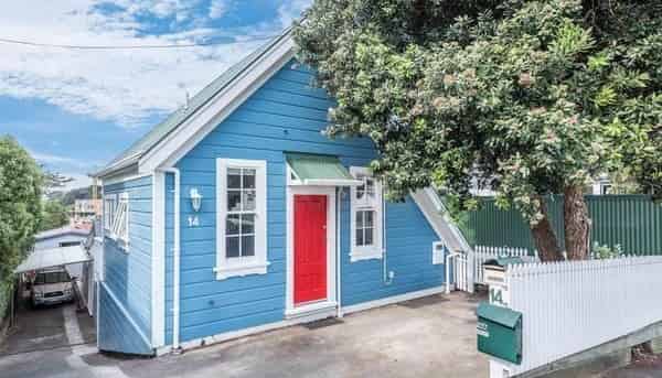 14 Hall Street, Newtown