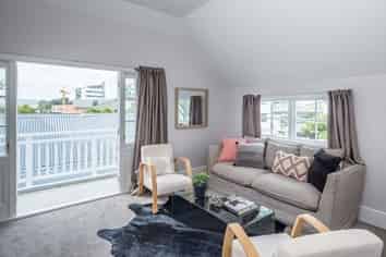 14 Hall Street, Newtown