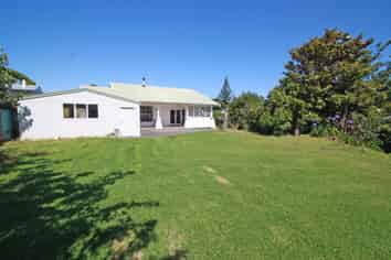 8 Northgate, Strandon