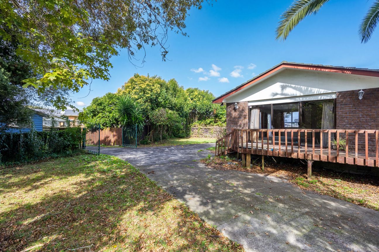 Opportunity Knocks- Renovate or Develop - Bild 6