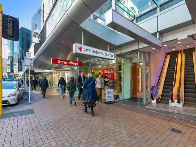 Golden Mile Office/ Retail Opportunity