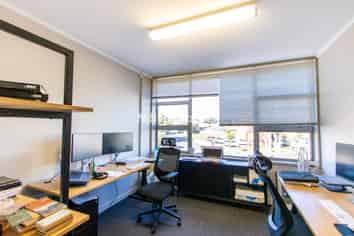 Top Quality Milford Office