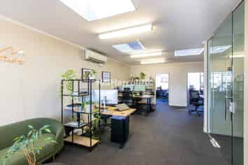 Top Quality Milford Office