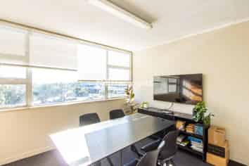 Top Quality Milford Office