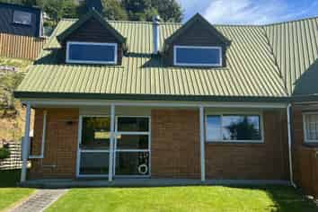 B/16 Greenstone Place, Fernhill/Sunshine Bay