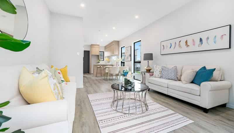 16 Papatahi Lane, Flat Bush