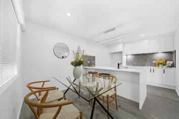 95 Te Atatu Road, Te Atatu South