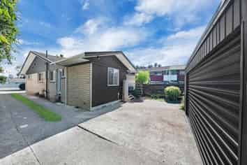 95 Te Atatu Road, Te Atatu South