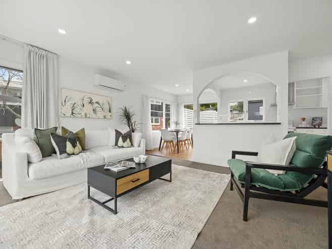 21 Howard Hunter Avenue, Saint Johns