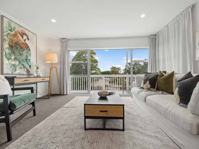 21 Howard Hunter Avenue, Saint Johns