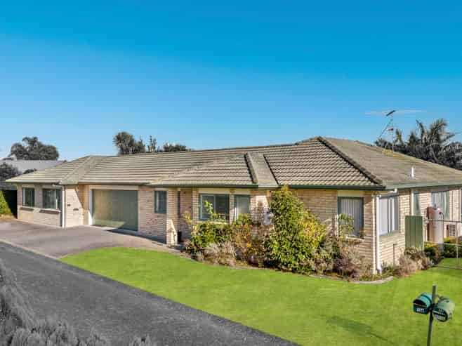 16 Castlehill Court, Wattle Downs