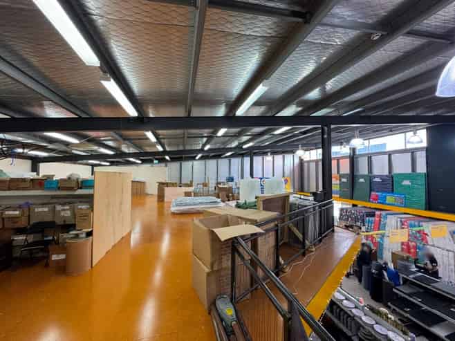 High Profile Bulk Retail Space For Lease - 557sqm