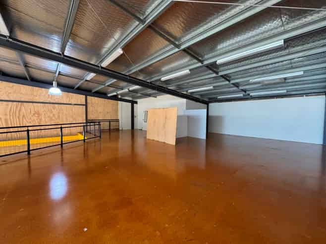 High Profile Bulk Retail Space For Lease - 557sqm