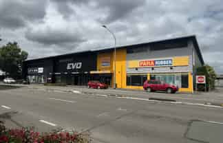 High Profile Bulk Retail Space For Lease - 557sqm