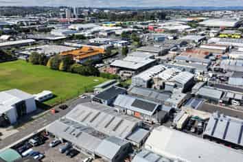 Affordable warehouse with no body corp fees