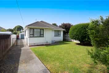 80 Pine Avenue, Ebdentown