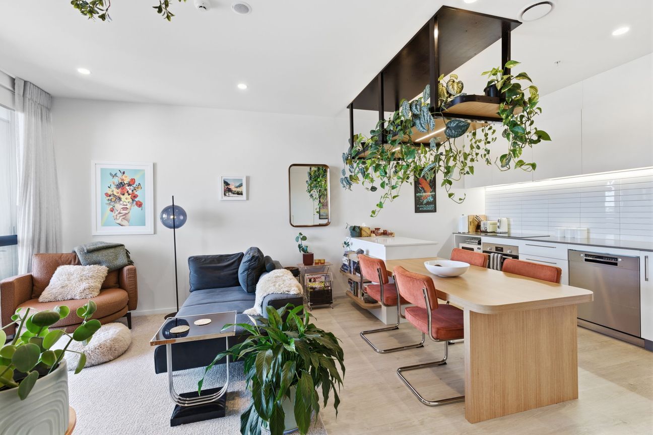 City Living with Style - Comes Fully Furnished - Ansicht 5