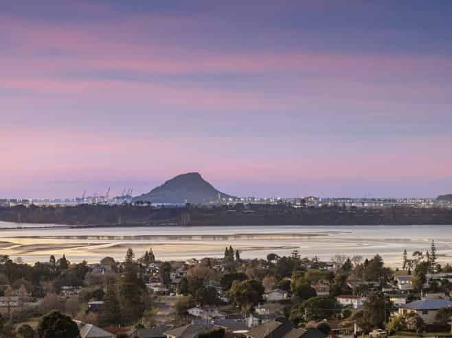 25 Aurora Avenue, Welcome Bay