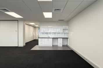 488M² LEVEL 9 PENROSE OFFICE OPPORTUNITY