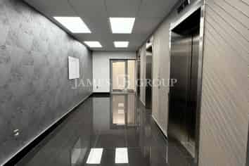 488M² QUALITY OFFICE SPACE IN PENROSE