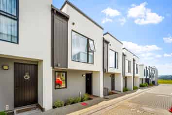 28 Hinonga Loop, Silverdale