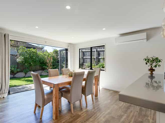 23 Pine Crest Drive, RICHMOND