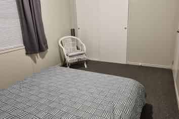 586B Pioneer Highway, Highbury