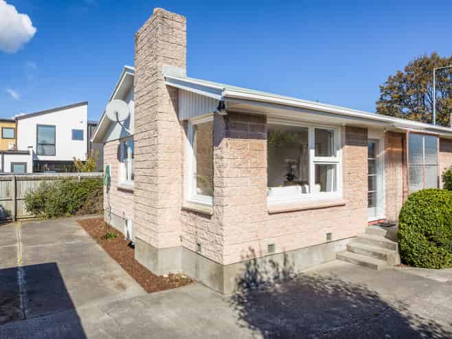 2/180 Lyttelton Street, Spreydon