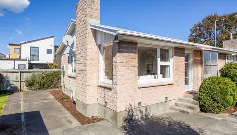 2/180 Lyttelton Street, Spreydon