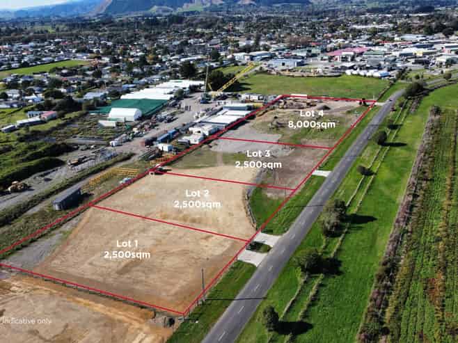 Ground/Yard Lease Available Now!