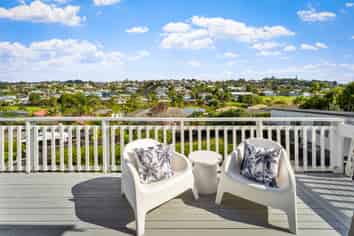 239 Vipond Road, Stanmore Bay