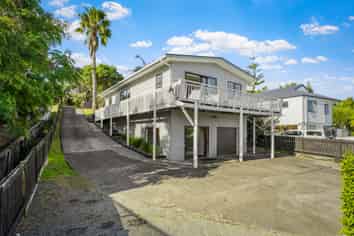 239 Vipond Road, Stanmore Bay