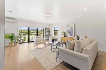 239 Vipond Road, Stanmore Bay