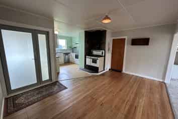 74 Main Road Hari Hari, Harihari