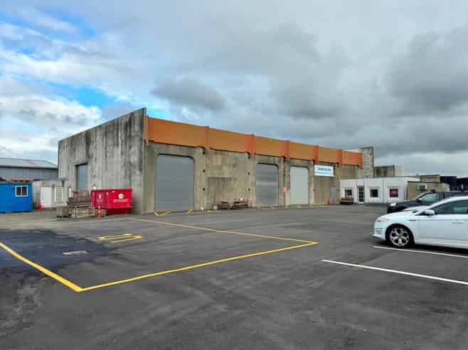 Palmerston North Warehouse For Lease - 670sqm