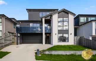 36 Drumnaconagher Road, Flat Bush