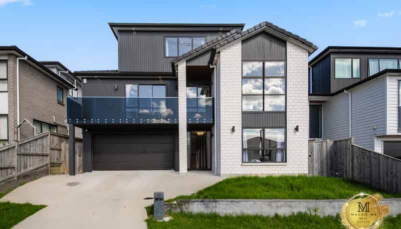 36 Drumnaconagher Road, Flat Bush