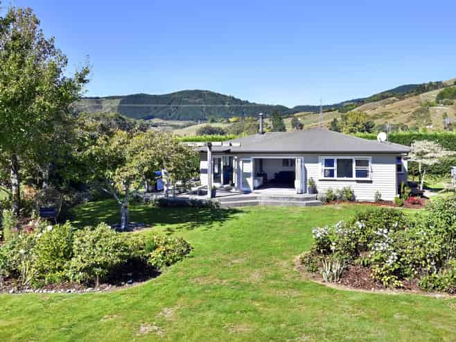 62 Mount Heslington Road, Brightwater