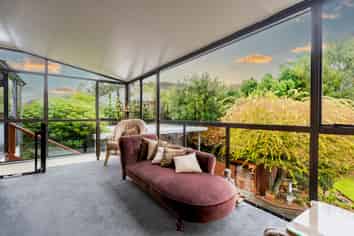 22a Maltby Avenue, West End