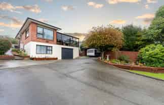 22a Maltby Avenue, West End