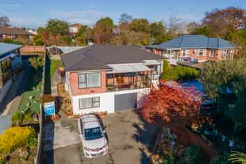 22a Maltby Avenue, West End