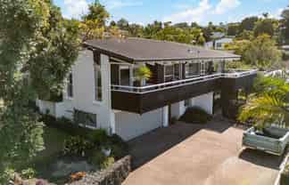 25 Maxwelton Drive, Mairangi Bay