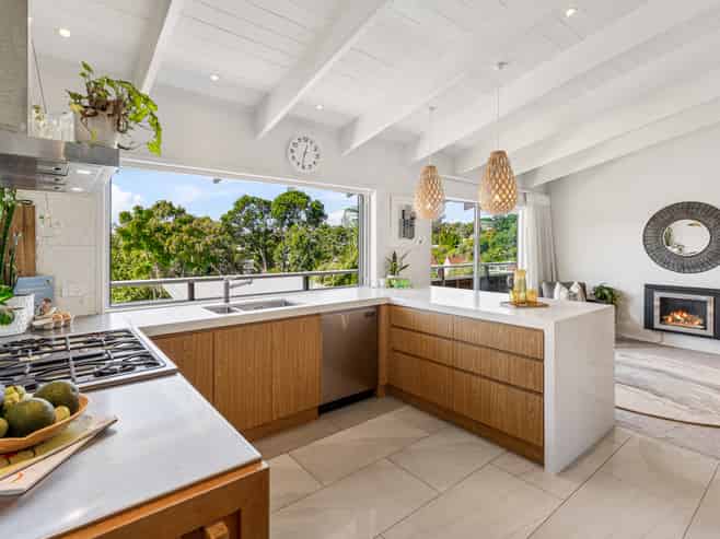 25 Maxwelton Drive, Mairangi Bay