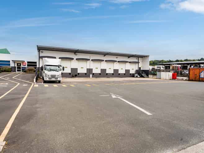 Modern Freehold Industrial 