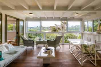 64 Wharf Road, Ostend