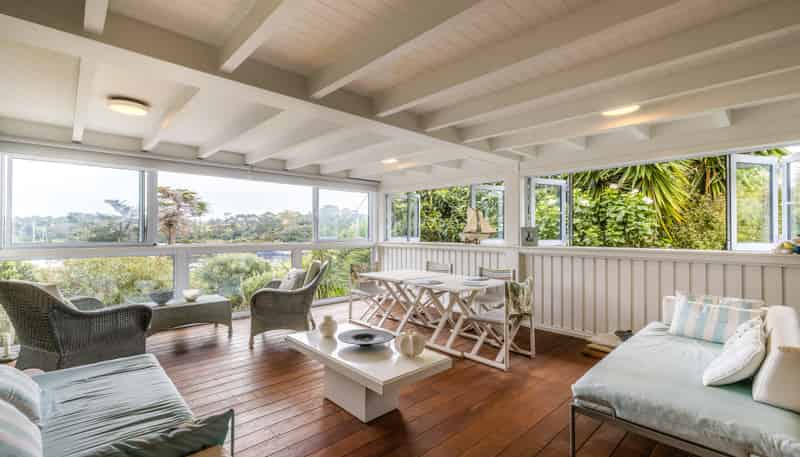 64 Wharf Road, Ostend