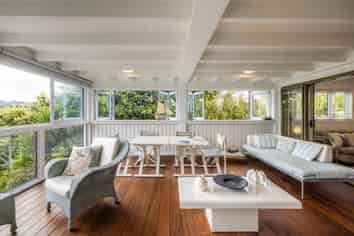 64 Wharf Road, Ostend